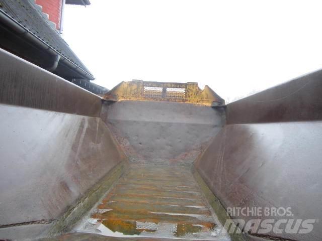 Volvo 861 dumper til ophug Minitractor de teren