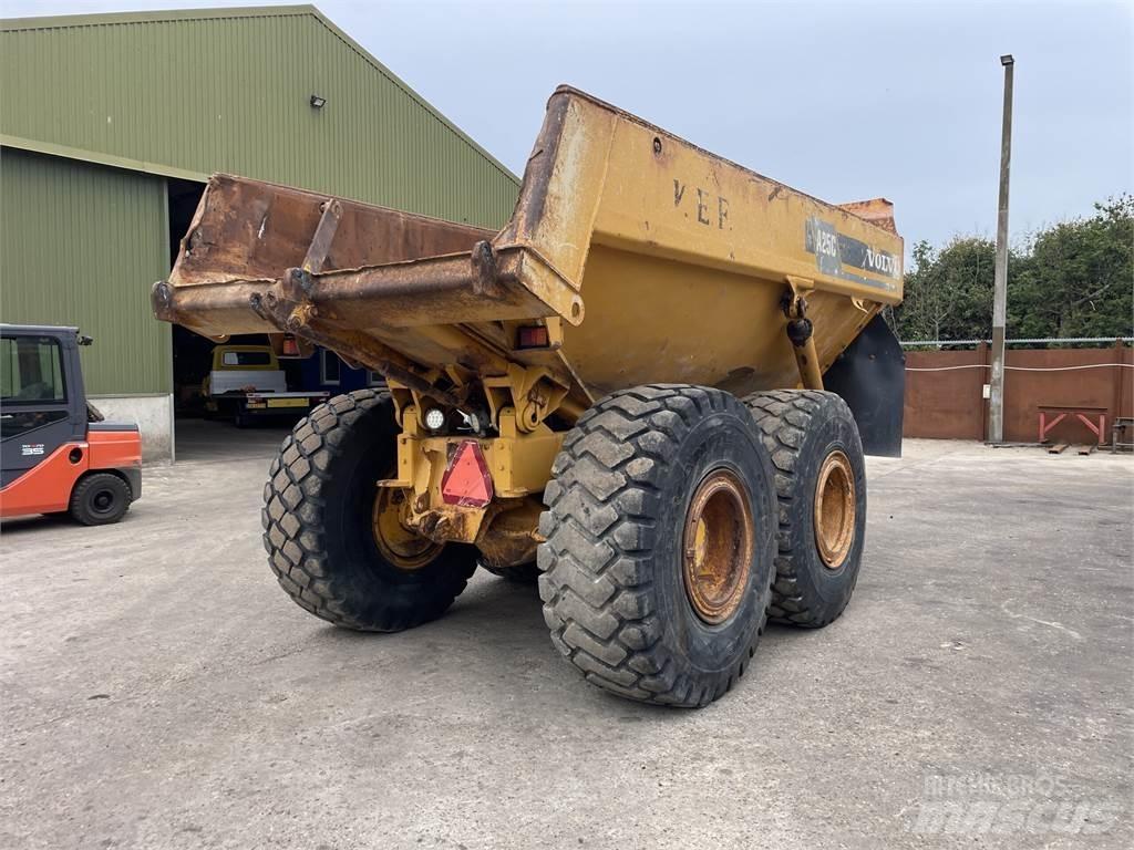 Volvo A25C dumpervogn 6x6 Minitractor de teren