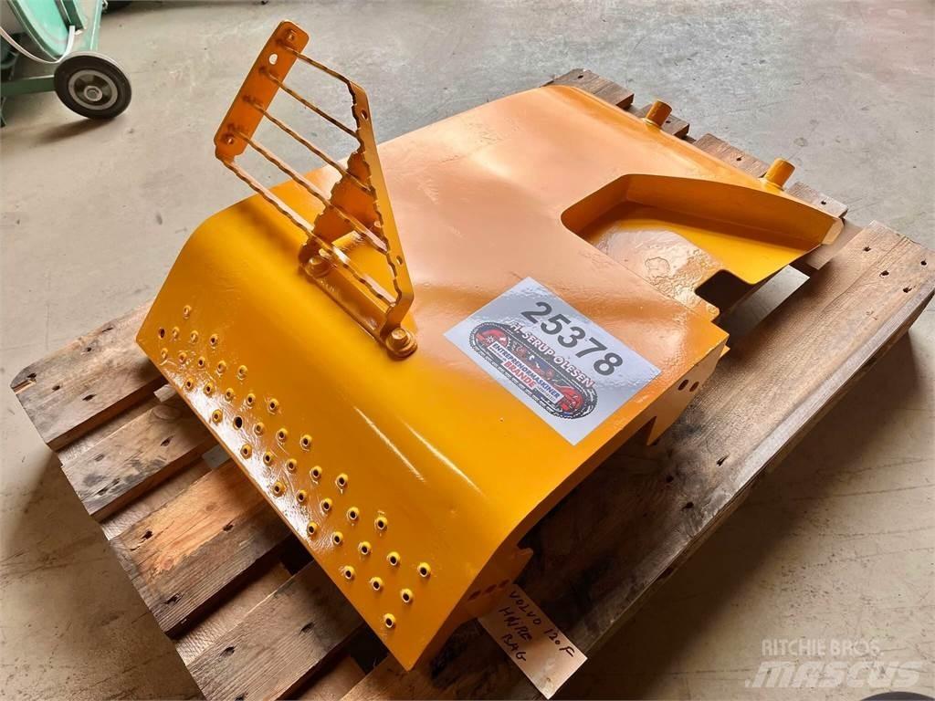 Volvo L120F bagskærm Alte componente
