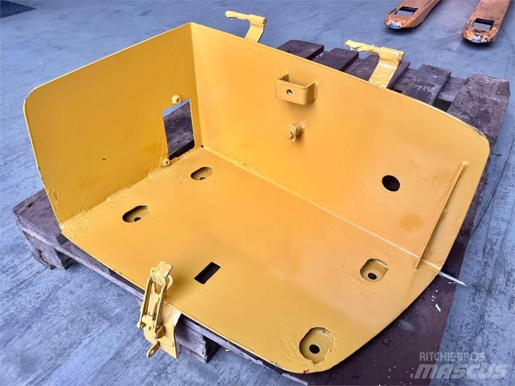 Volvo L120F batterikasse Alte componente