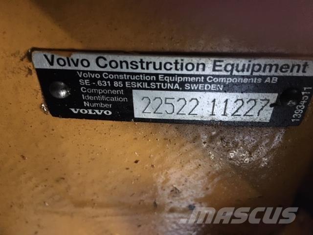Volvo L180E Transmission Transmisie