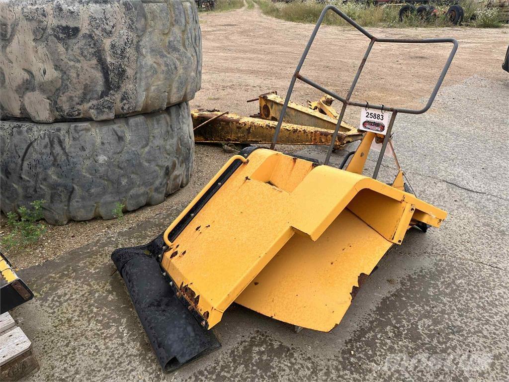 Volvo L220E højre bagskærm Alte componente