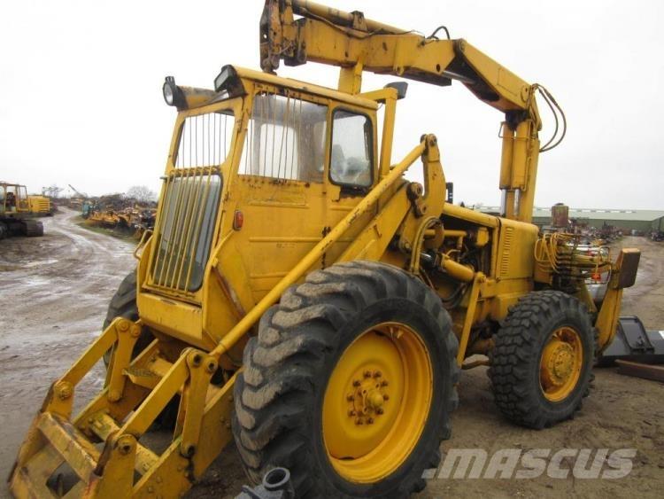 Volvo LM840 4 x 4, til ophug Incarcator pe pneuri