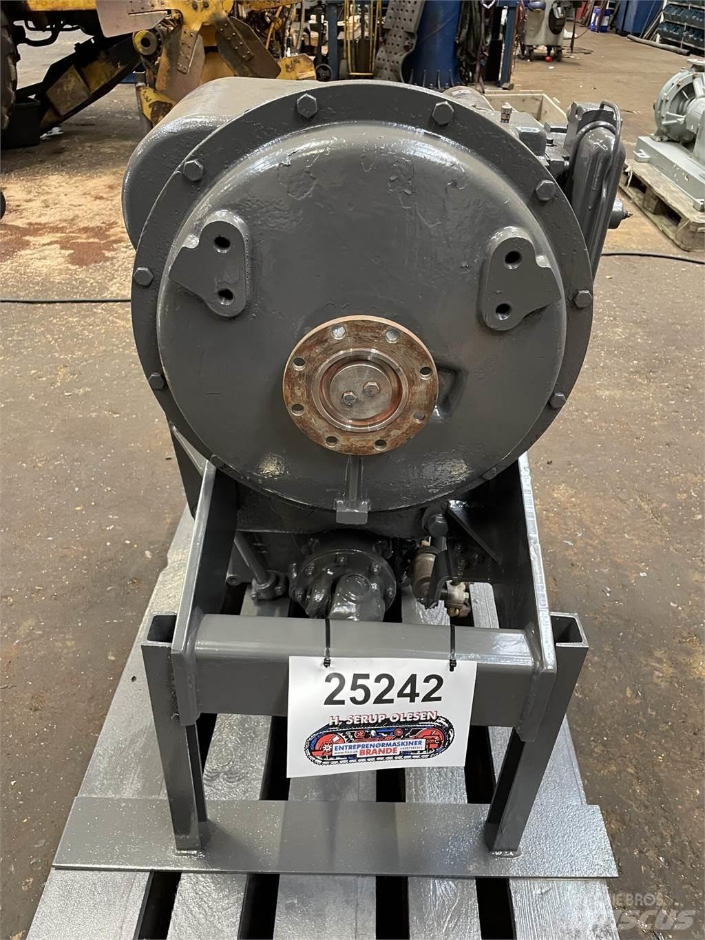 ZF 3WG-180 transmission Transmisie