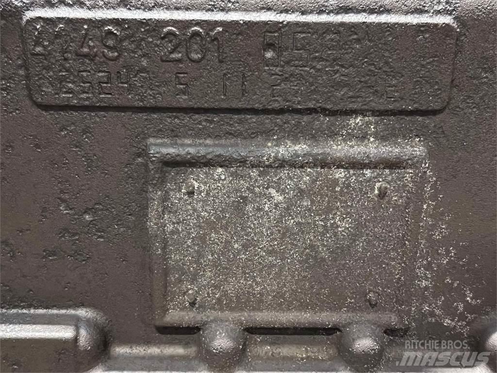 ZF transmission Transmisie