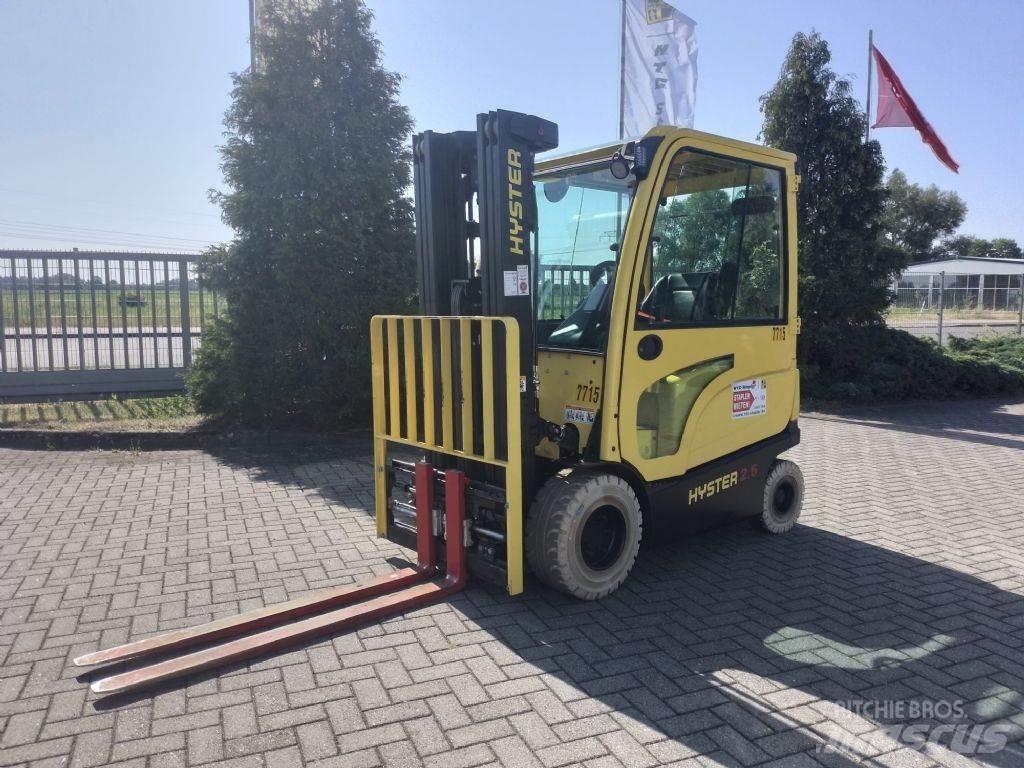 Hyster J2.5XN Stivuitor electric