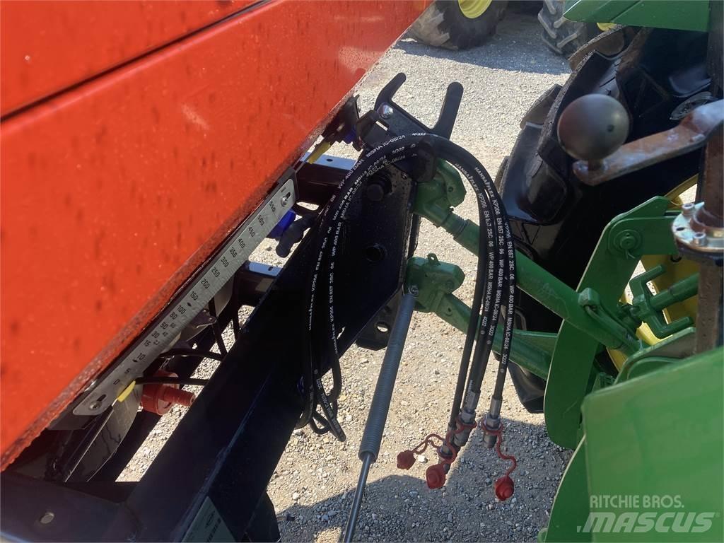 Kuhn MDS Împrastierea mineralelor