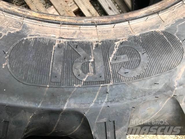  Rear Tyres Roti
