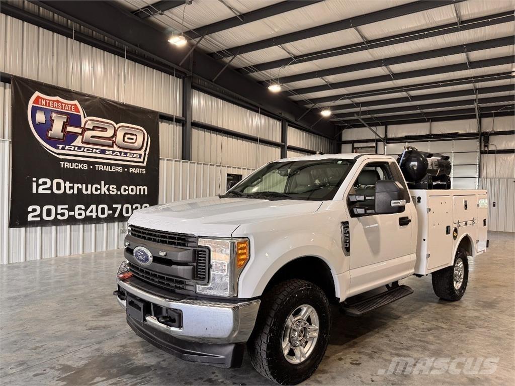 Ford F-250 Municipal/vehicul cu uz general