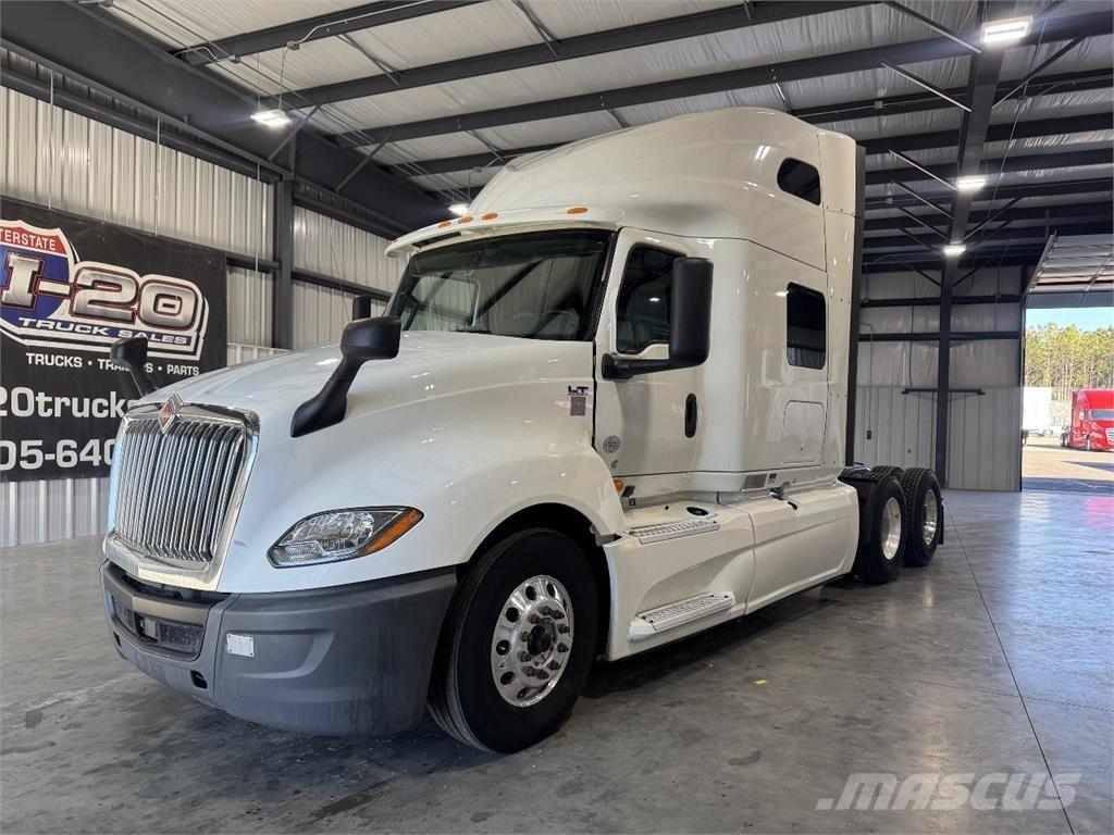 International LT625 Autotractoare