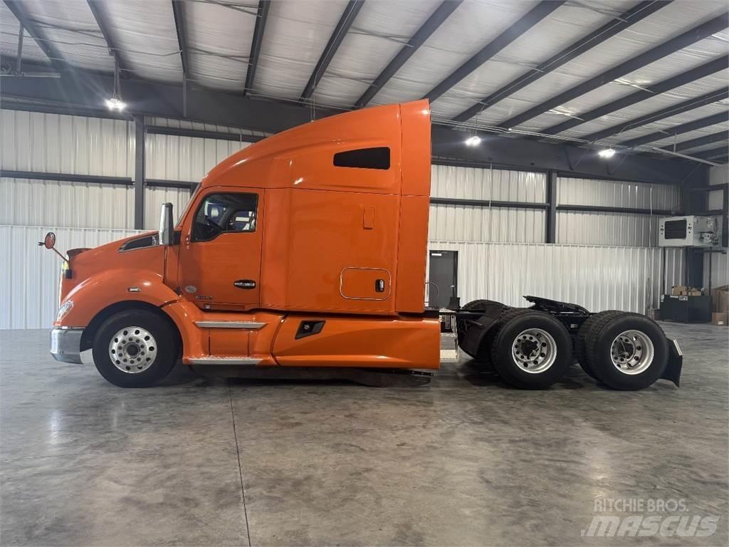 Kenworth T680 Autotractoare