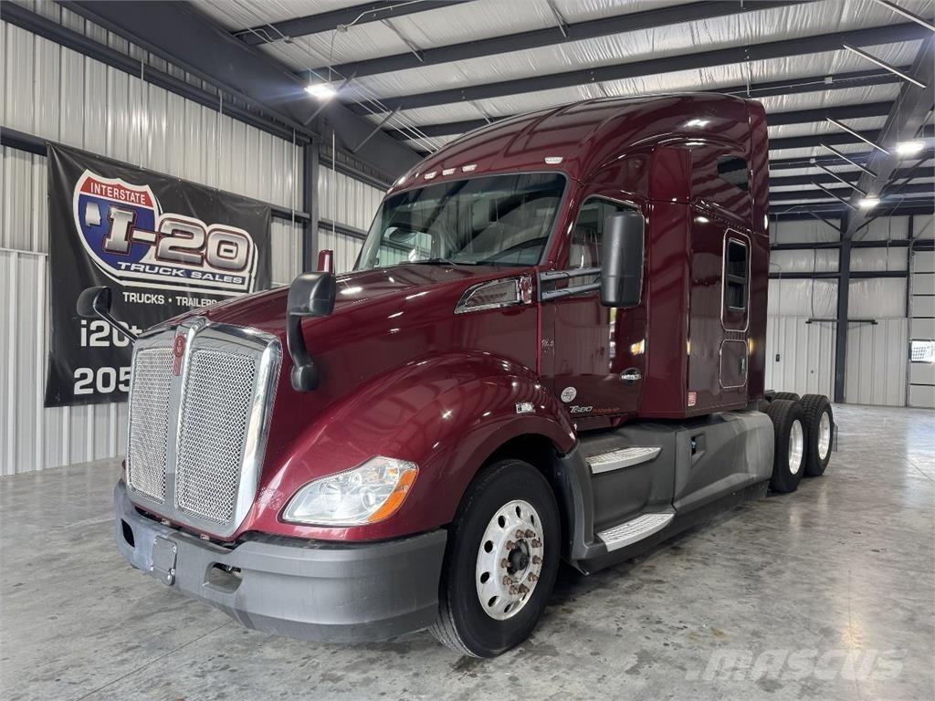 Kenworth T680 Autotractoare