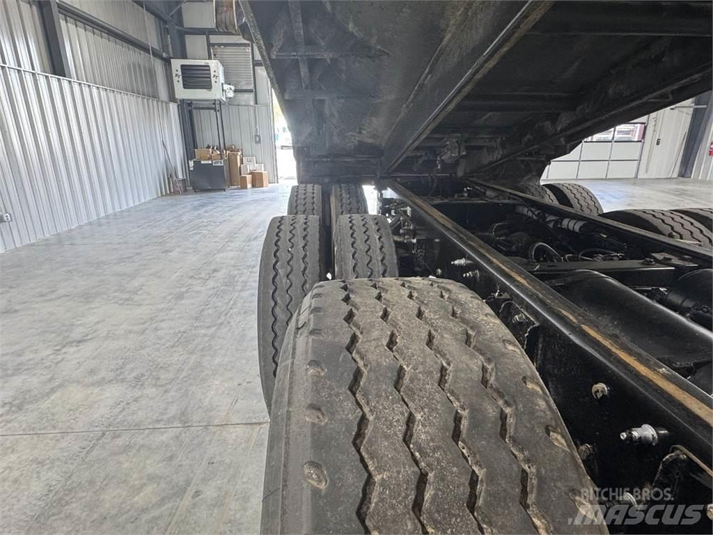 Kenworth T800 Autobasculanta