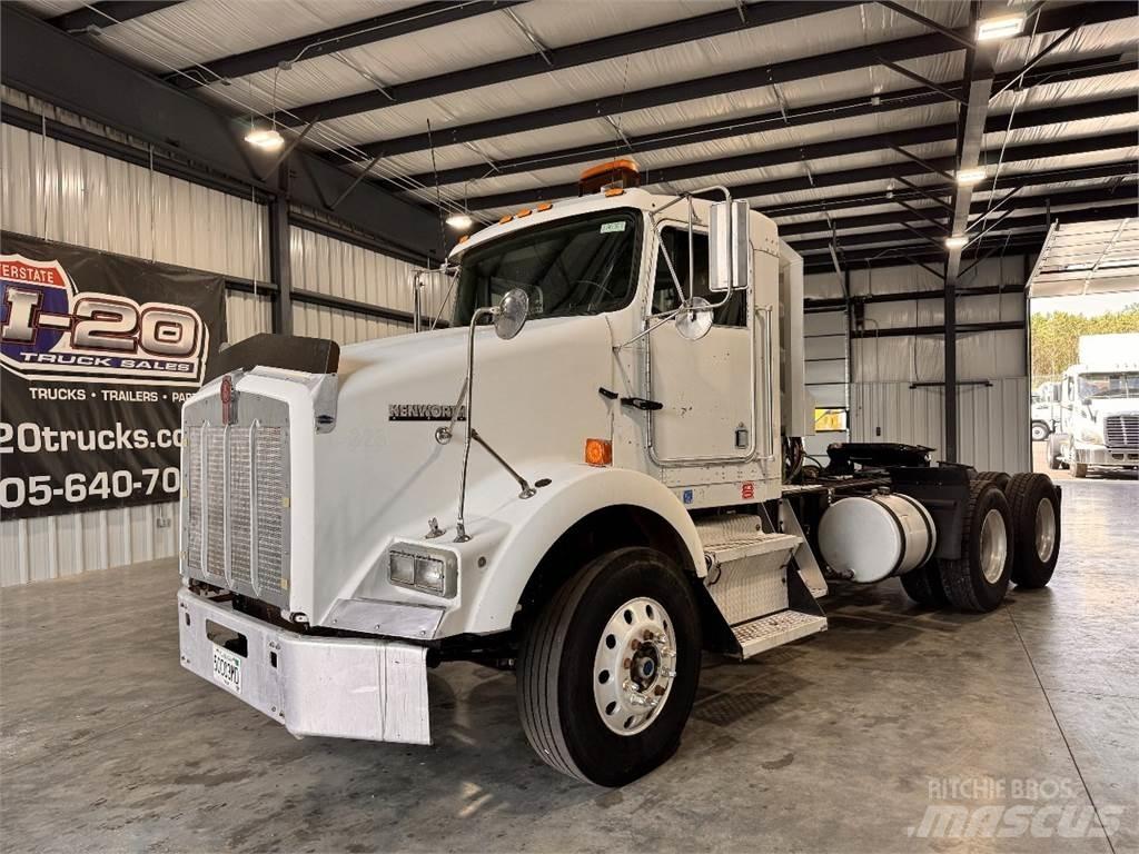 Kenworth T800 Autotractoare