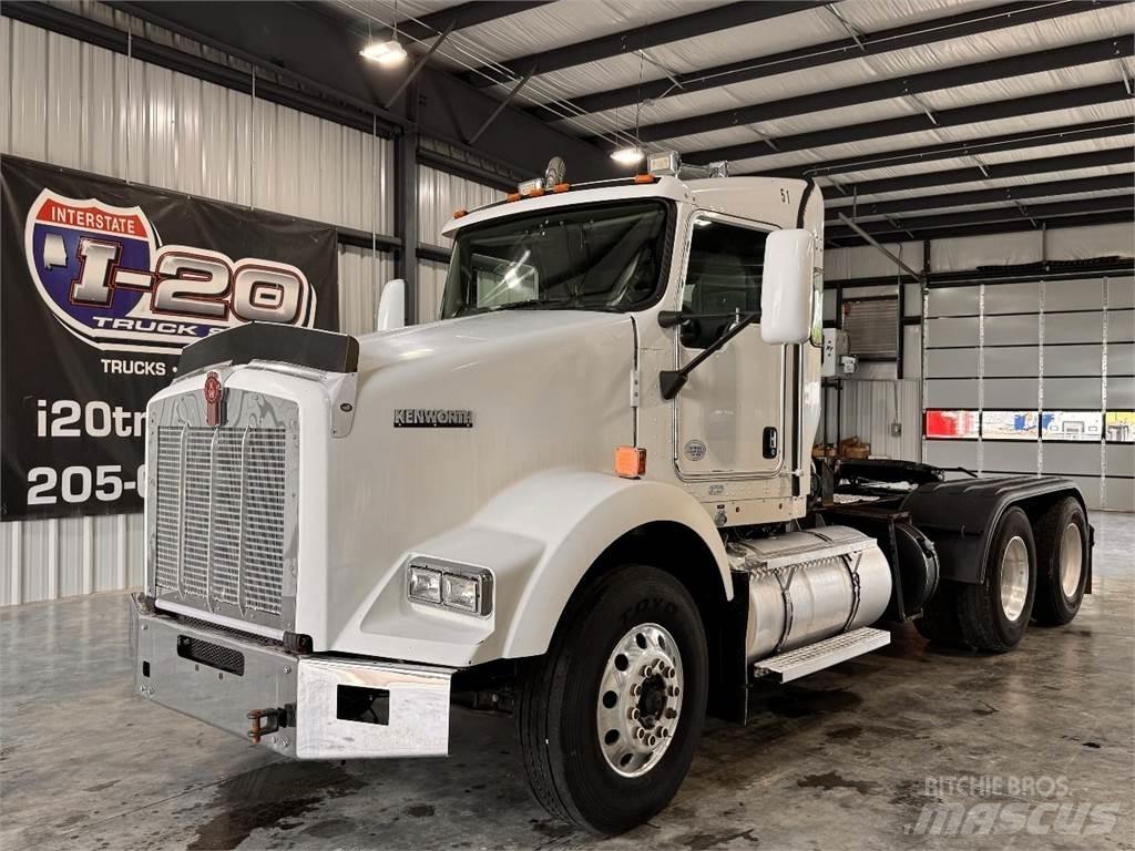 Kenworth T800 Autotractoare