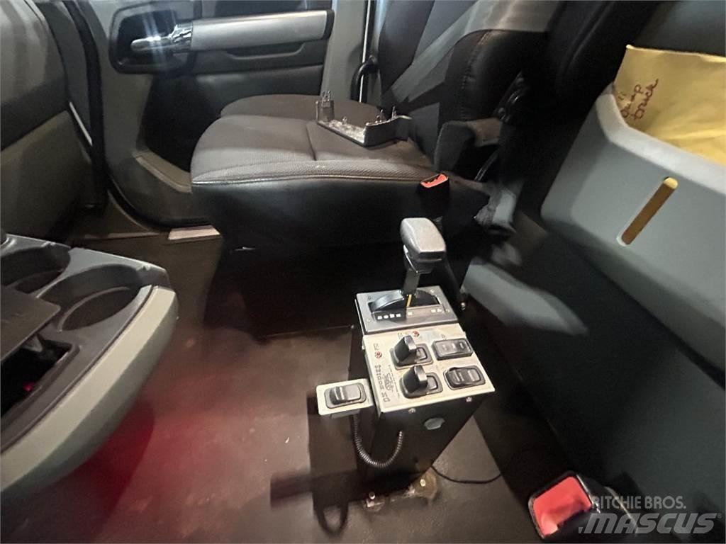 Kenworth T880 Autobasculanta
