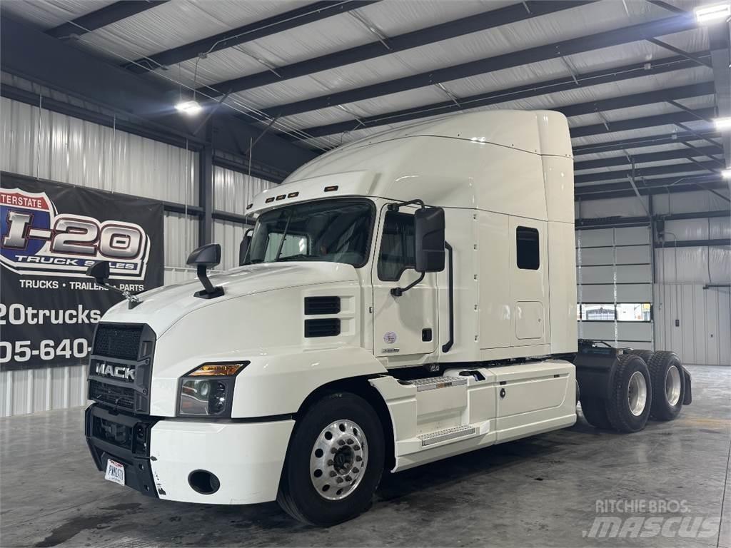 Mack AN64T Autotractoare
