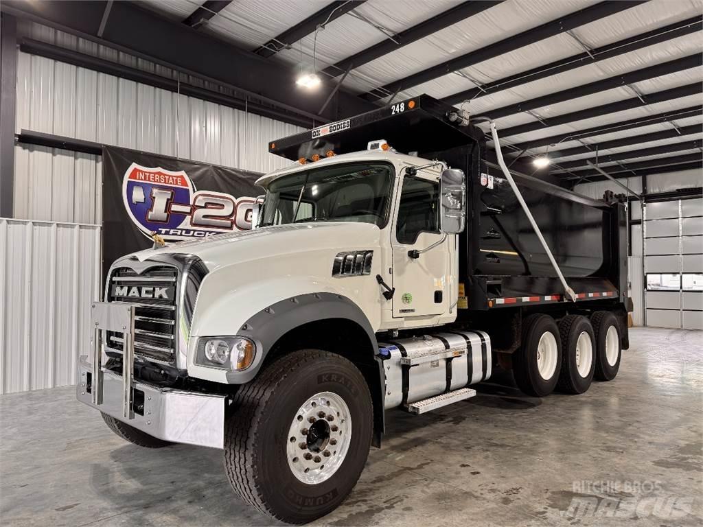 Mack GR64F Gold Dog Autobasculanta