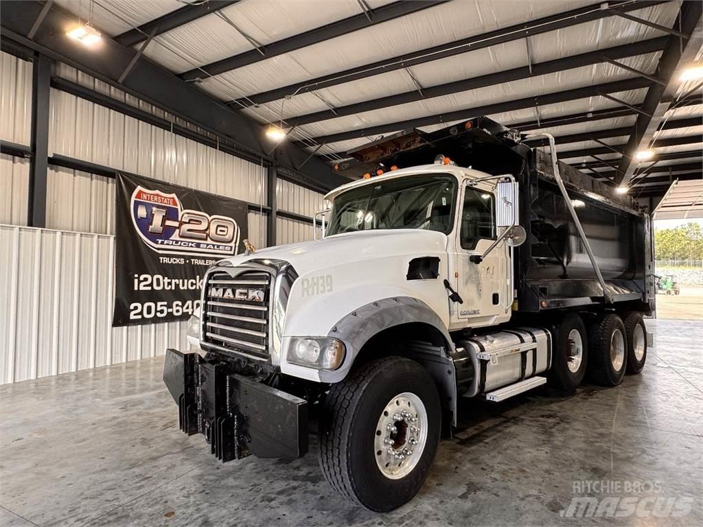 Mack GU713 Autobasculanta