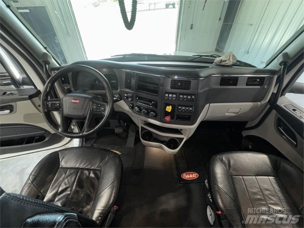 Peterbilt 579 Autotractoare