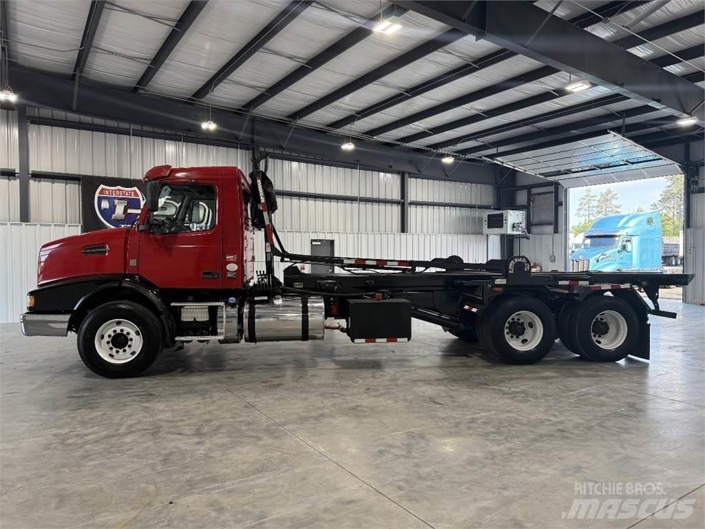 Volvo VHD Camion cadru container