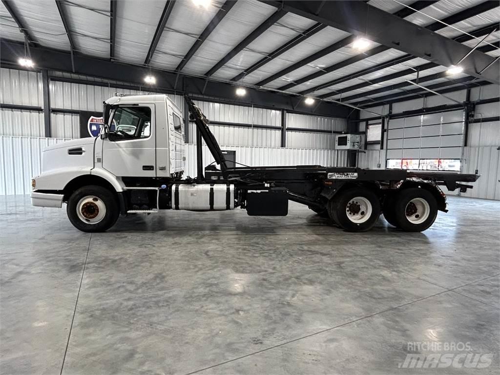 Volvo VHD Camion cadru container