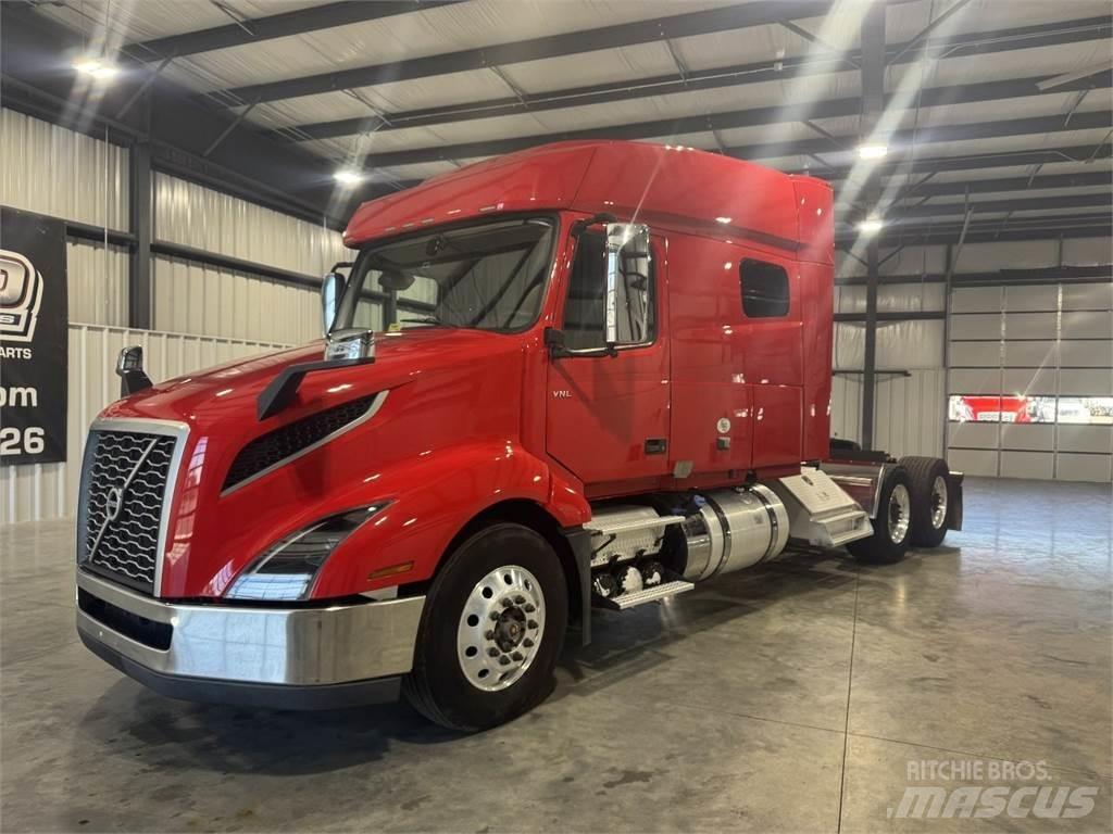Volvo VNL64T740 Autotractoare