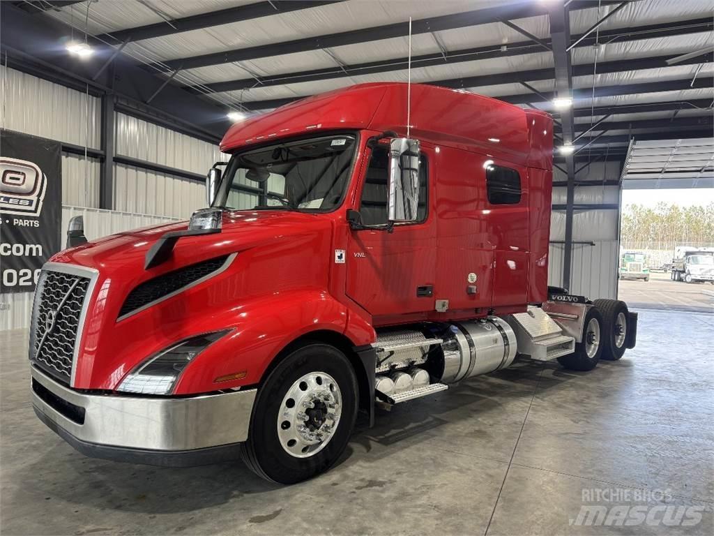 Volvo VNL64T740 Autotractoare