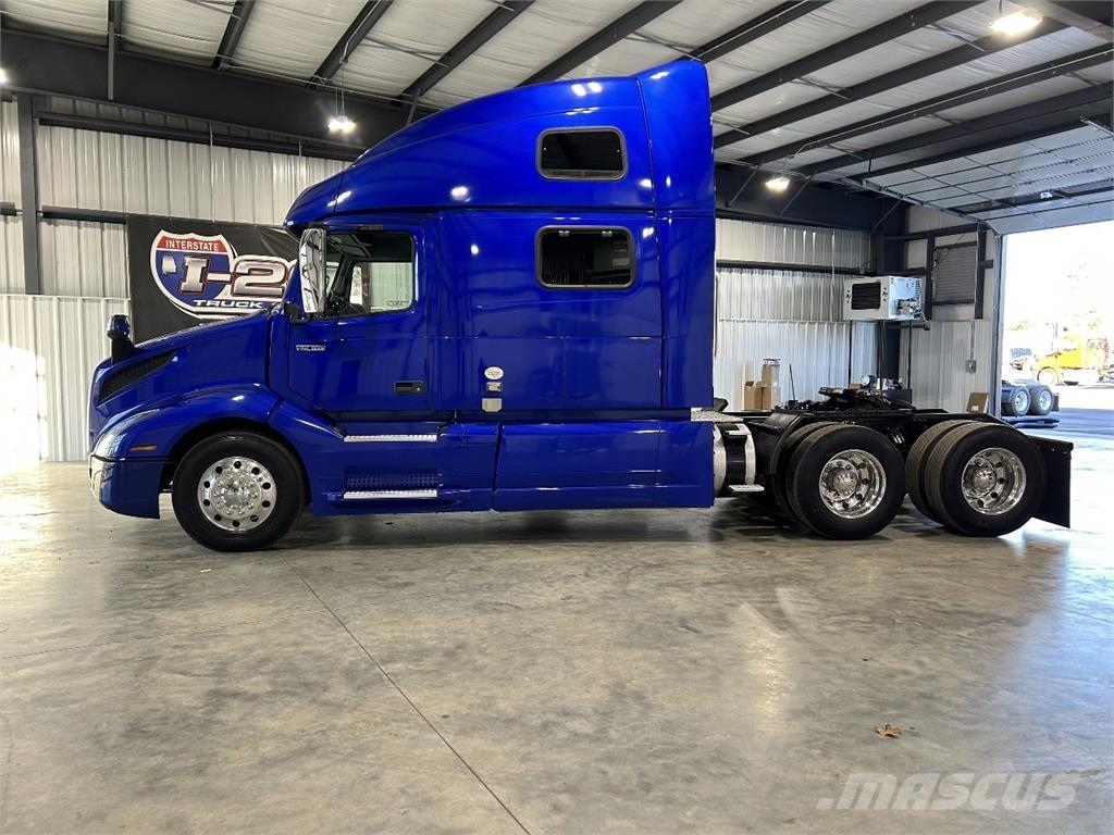 Volvo VNL860 Autotractoare