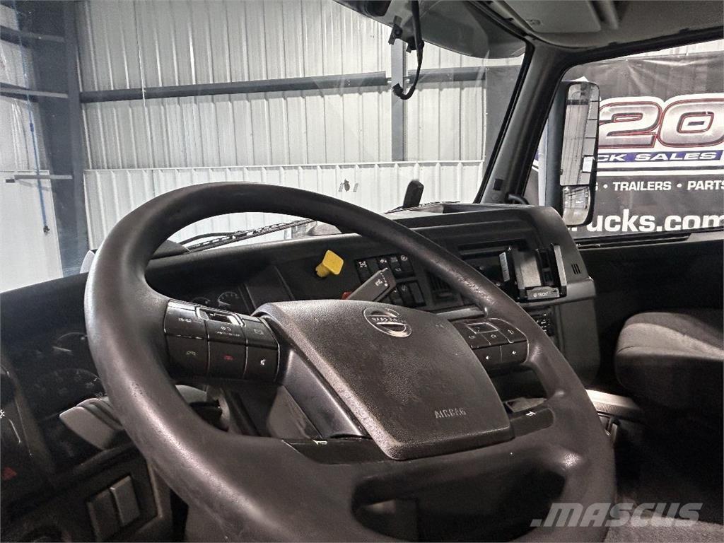 Volvo VNR Autotractoare