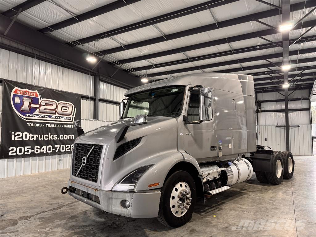 Volvo VNR Autotractoare