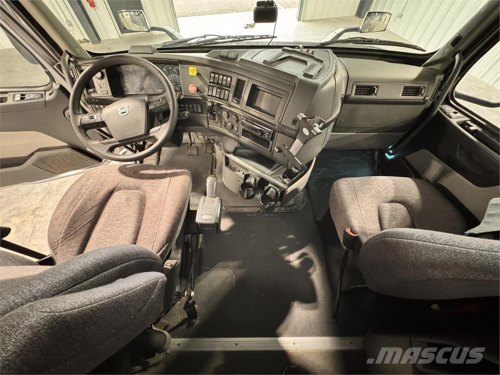 Volvo VNR Autotractoare