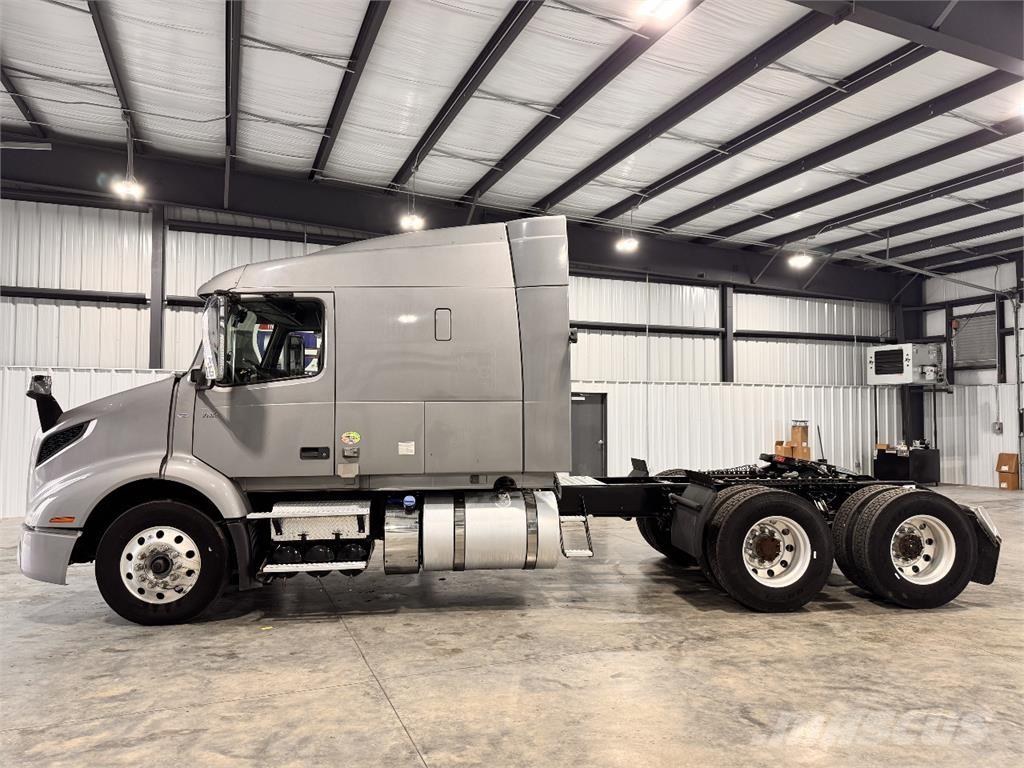 Volvo VNR Autotractoare