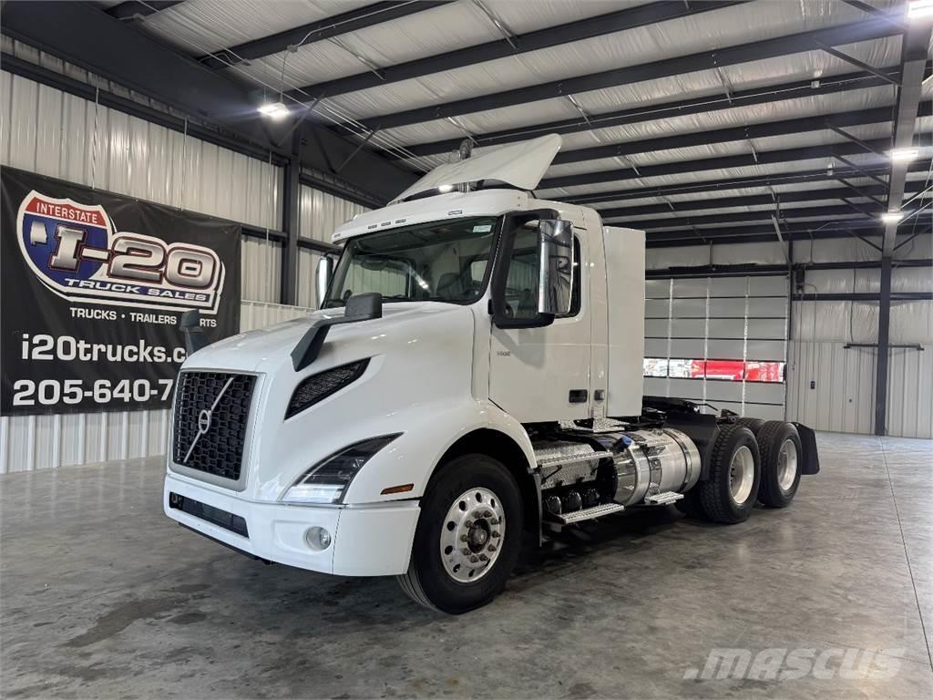 Volvo VNR64T300 Autotractoare