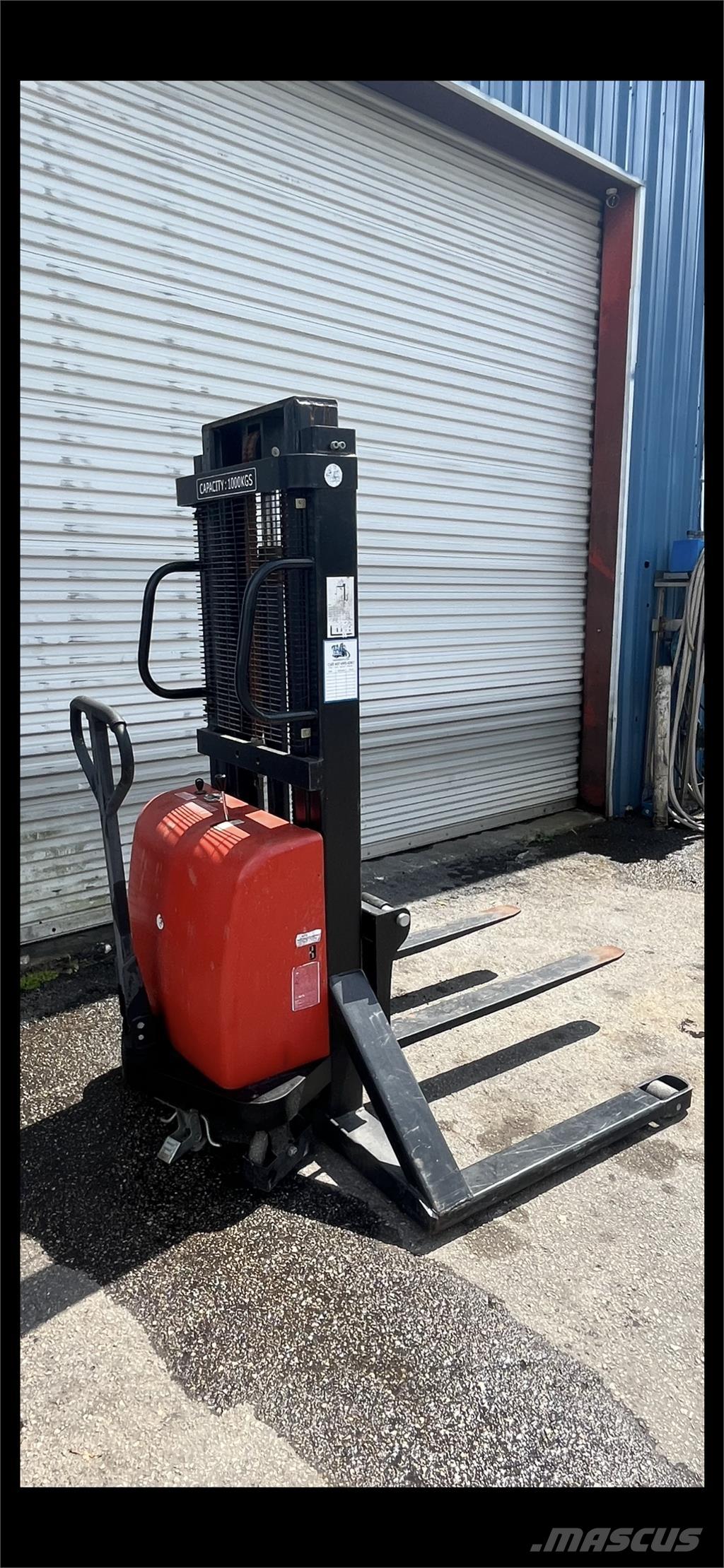 Yale  Transpaleti autopropulsanti
