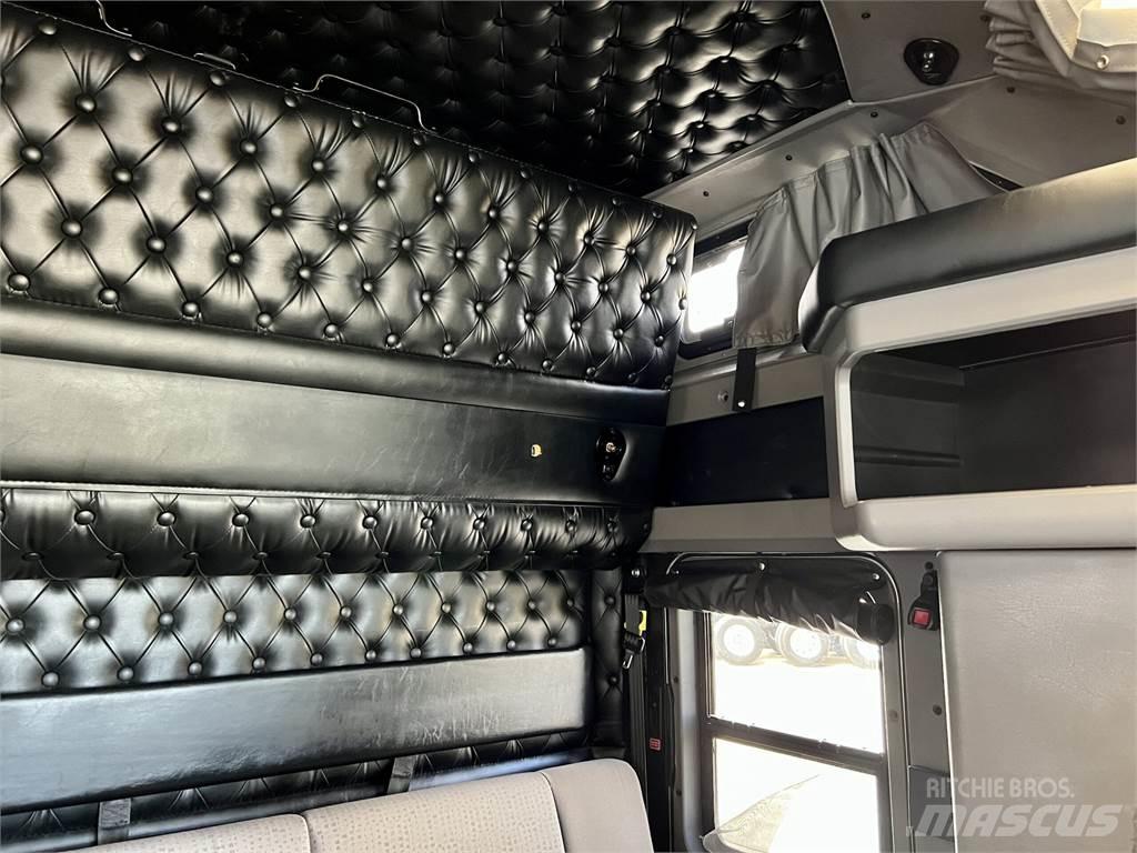 Kenworth T800 Autotractoare