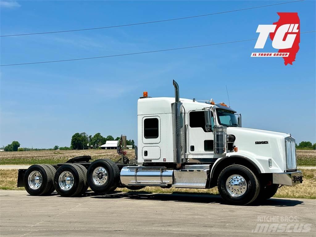Kenworth T800 Autotractoare