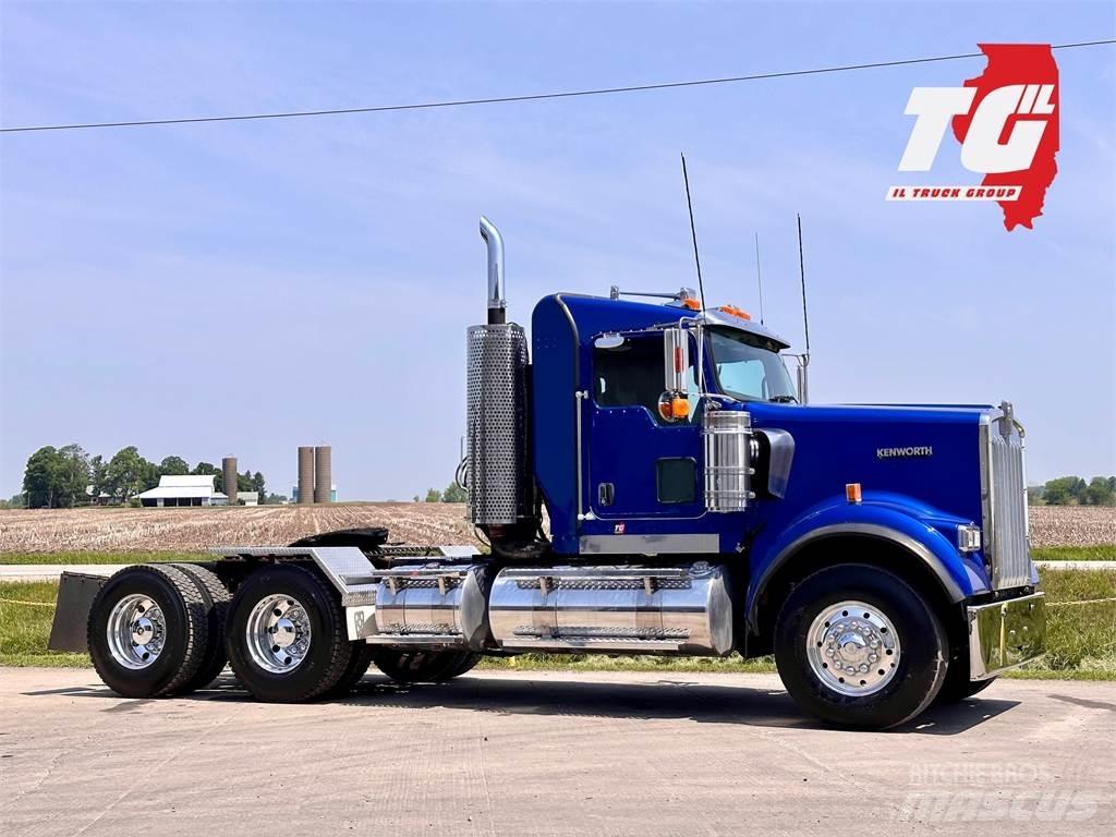 Kenworth W900 Autotractoare