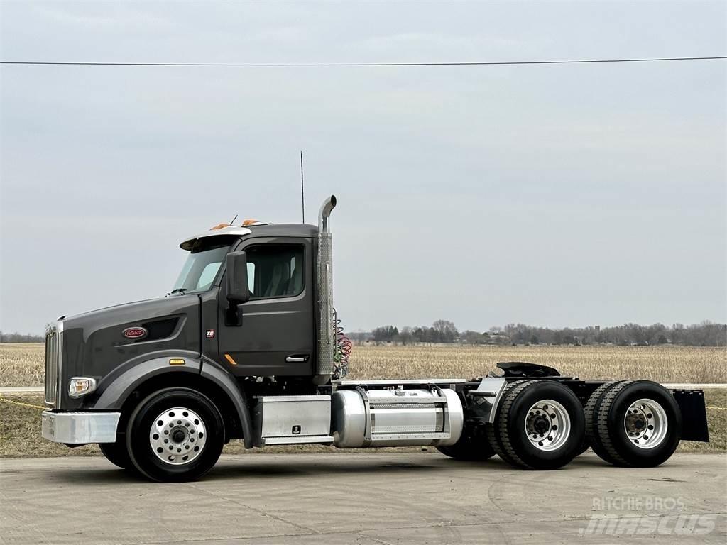 Peterbilt 567 Autotractoare