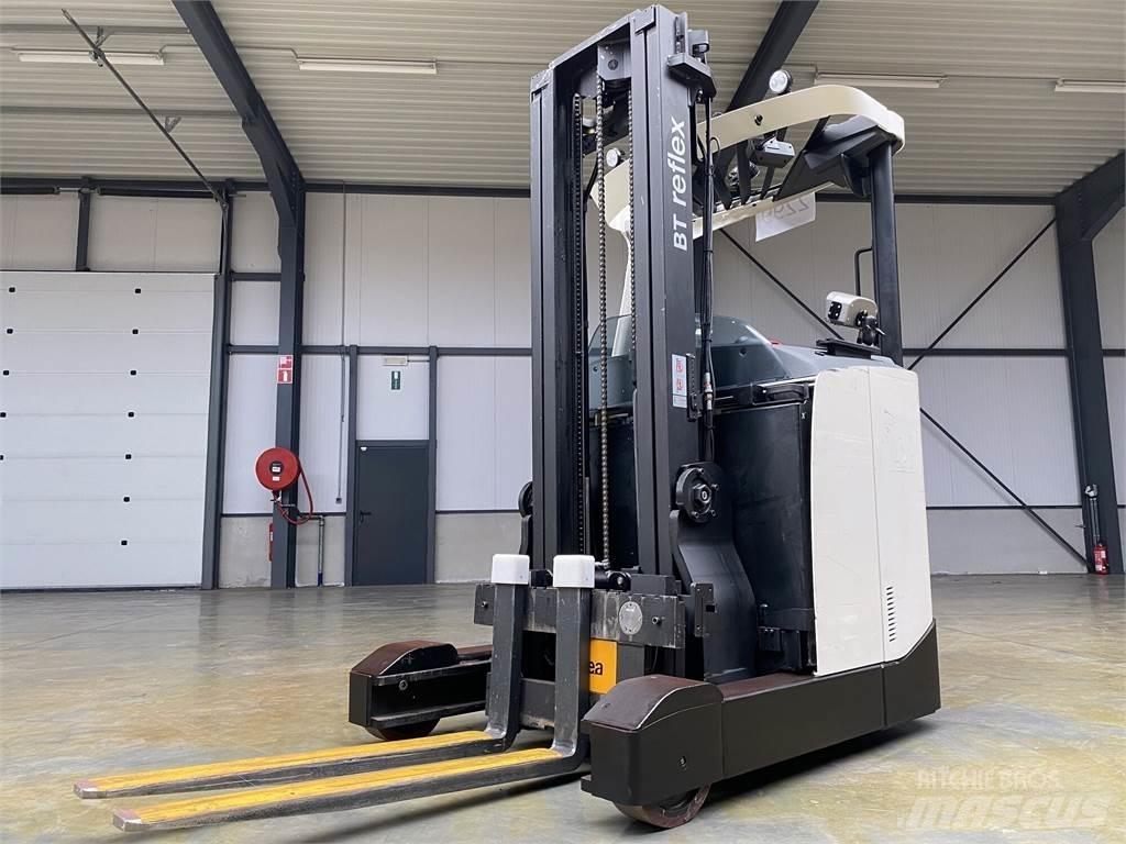 Toyota BT RRE140E Stivuitor cu catarg retractabil