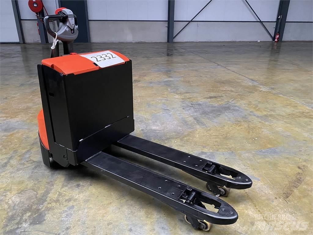 Toyota LWE200 Transpaleta electica cu furca