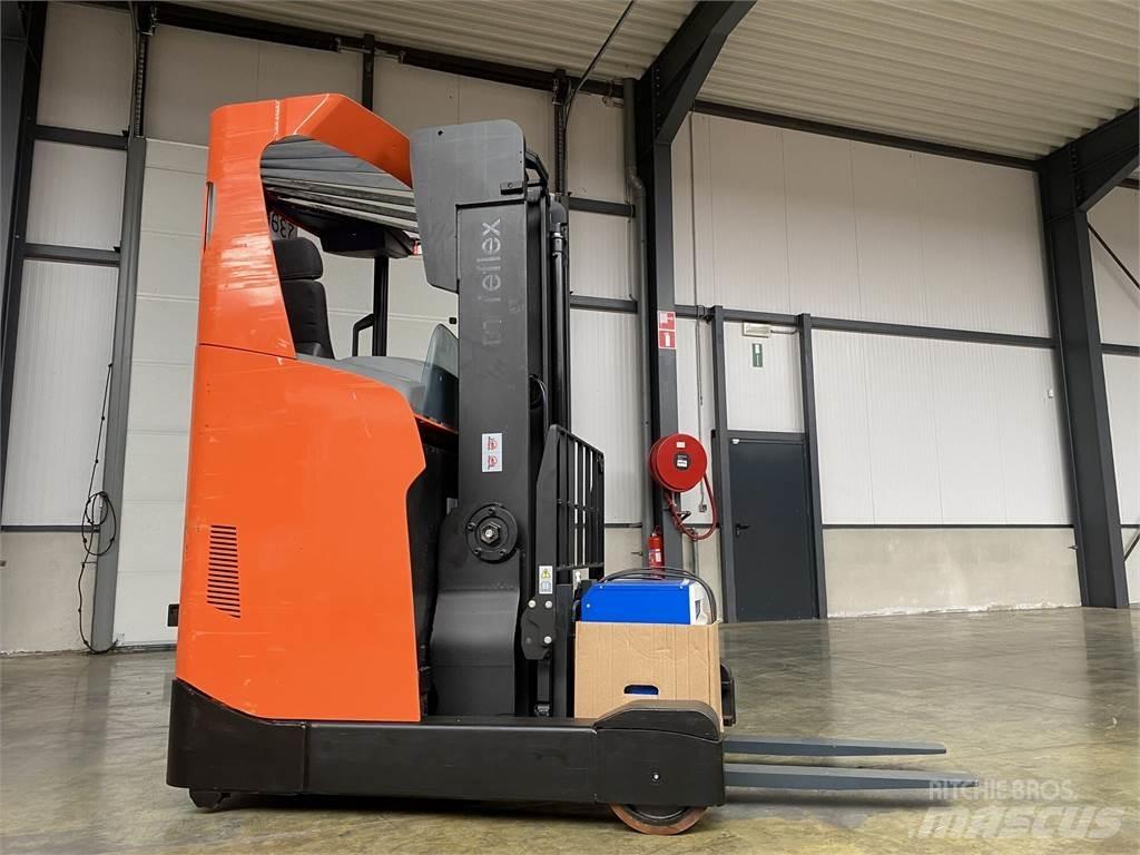 Toyota RRE140H Stivuitor cu catarg retractabil