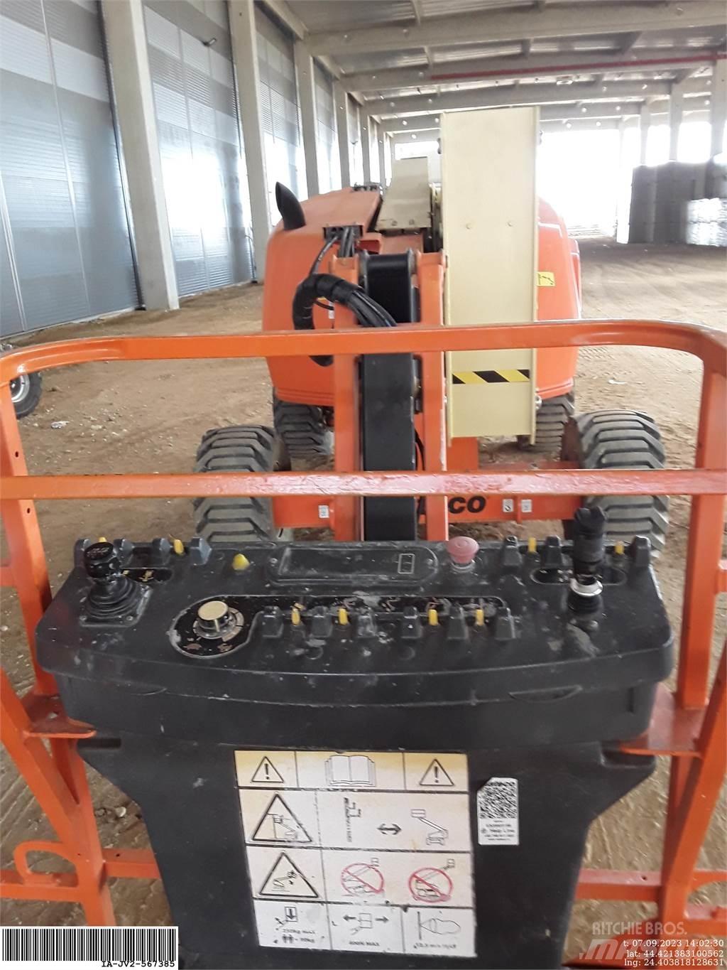 JLG 450AJ Nacele cu brat articulat