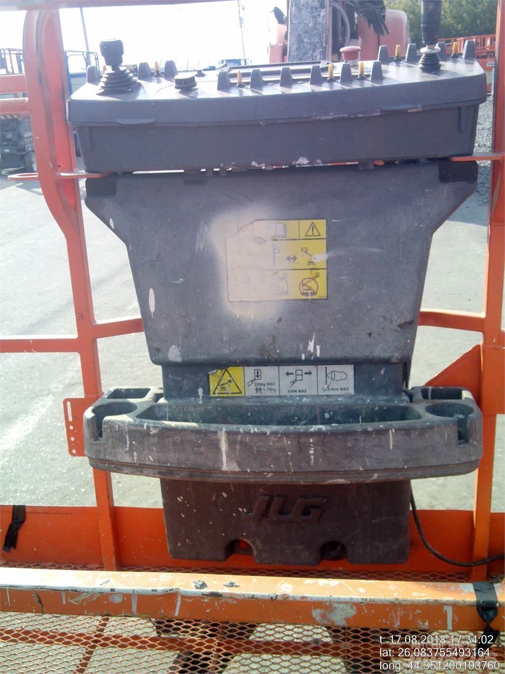 JLG 860SJ Nacele cu brat articulat