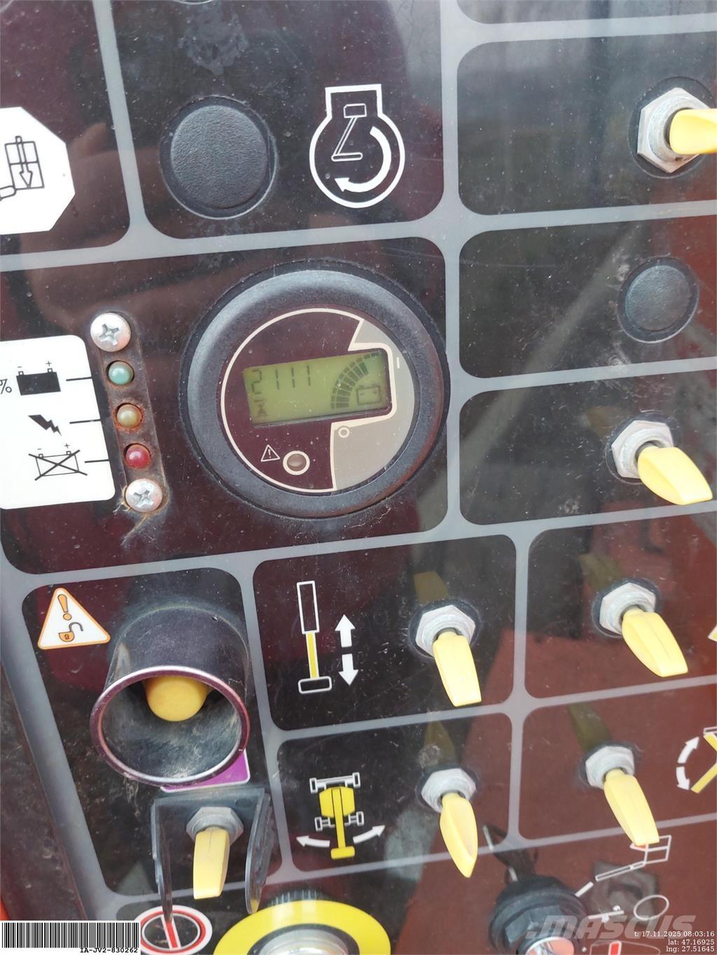 JLG E450AJ Nacele cu brat articulat