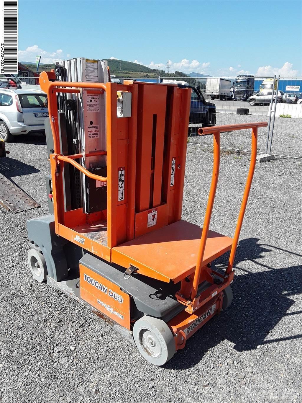 JLG Toucan duo Ascensoare verticale catarg