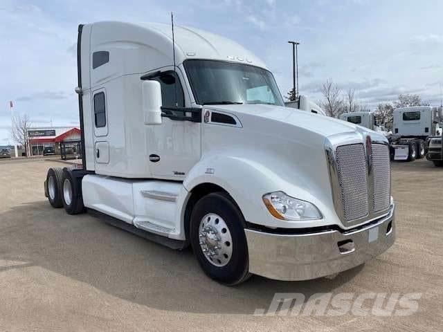 Kenworth T680 Autotractoare