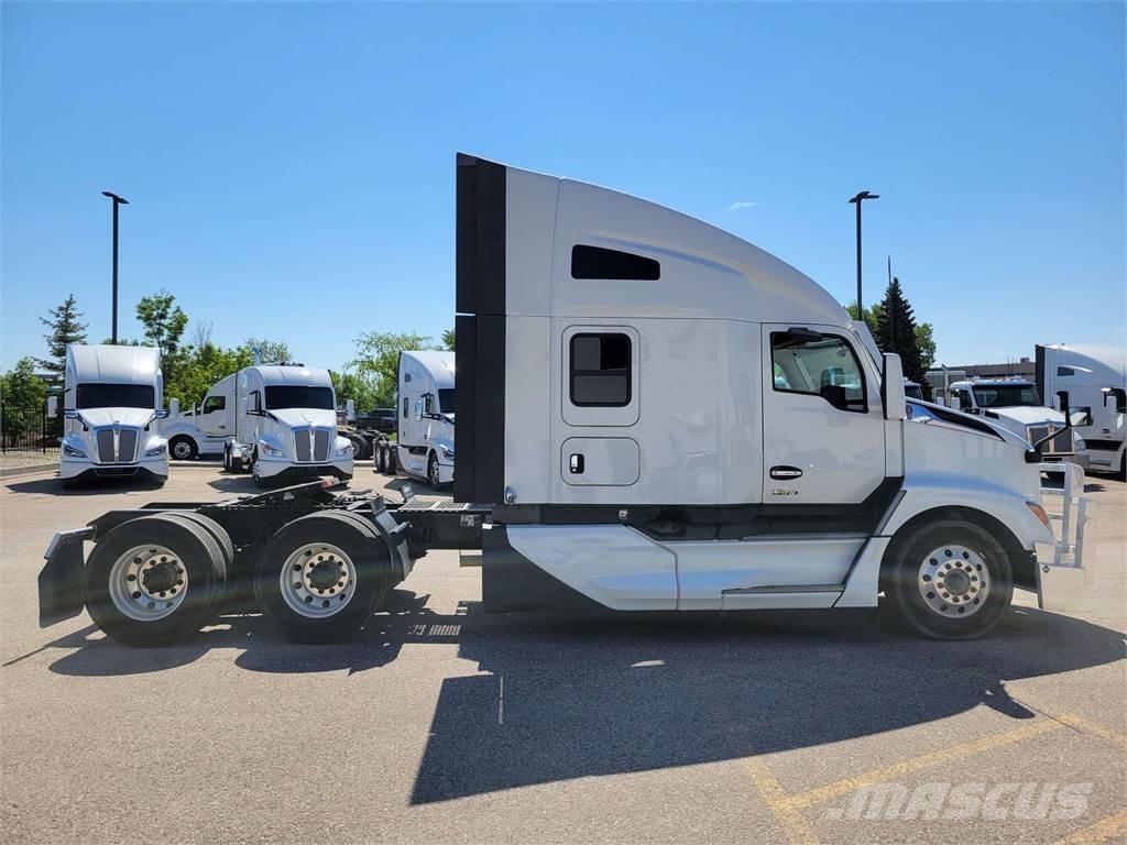 Kenworth T680 Autotractoare