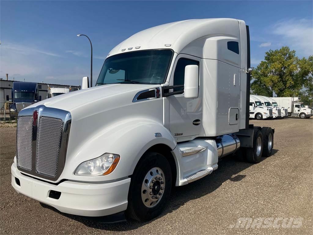 Kenworth T680 Autotractoare