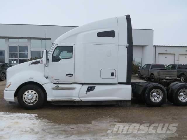Kenworth T680 Autotractoare